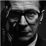 Gary Oldman on Playing George Smiley